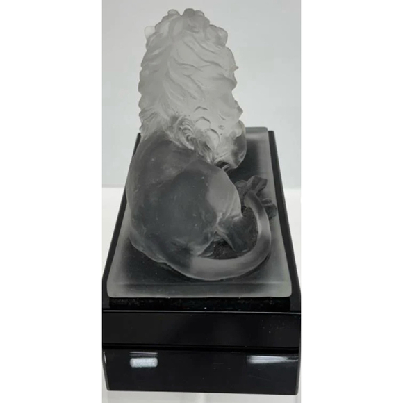 Vintage Versace Inspired Frosted Art Glass Lion Sculpture on Marble Base - Picture 5 of 8